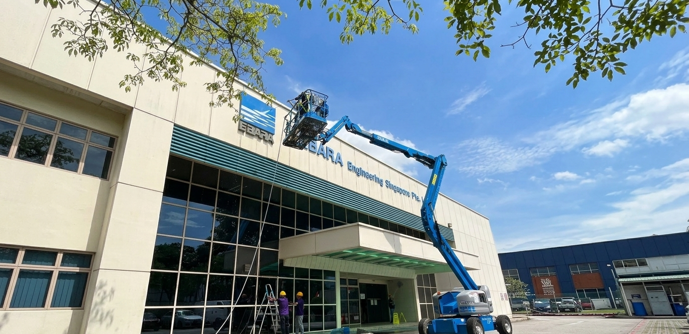 External Façade and Signage Cleaning
