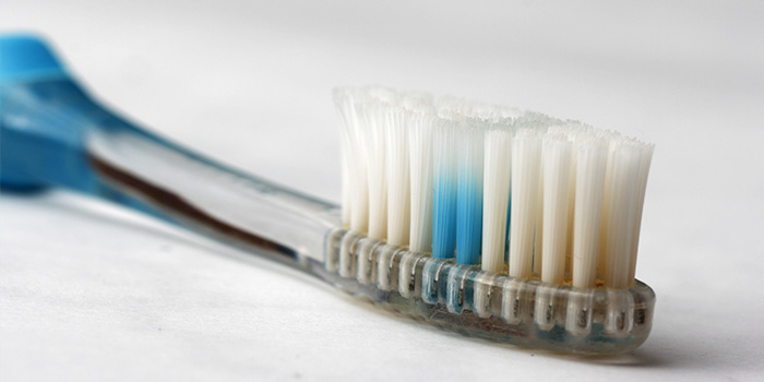 apsmilecare blog toothbrushes dirty toothbrush